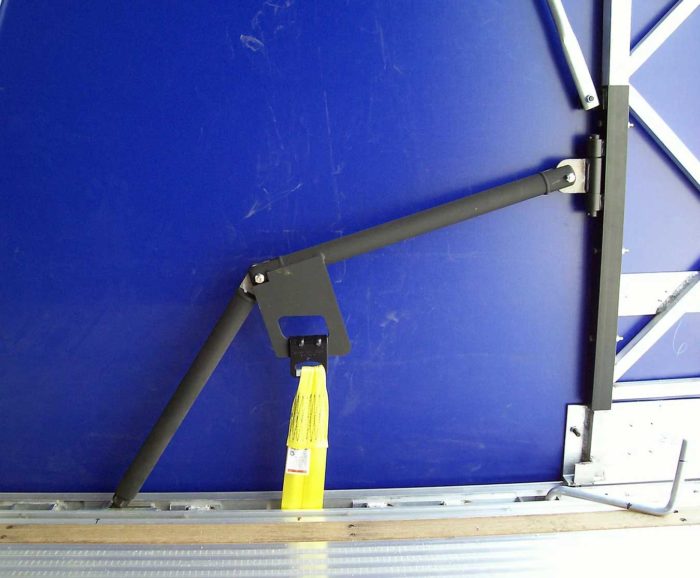 Rolling Tarp System for Flatbed Retractable Tarp Rolling Tarp System